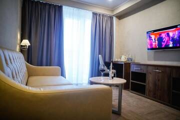 Люкс в Отеле Amza Park Hotel